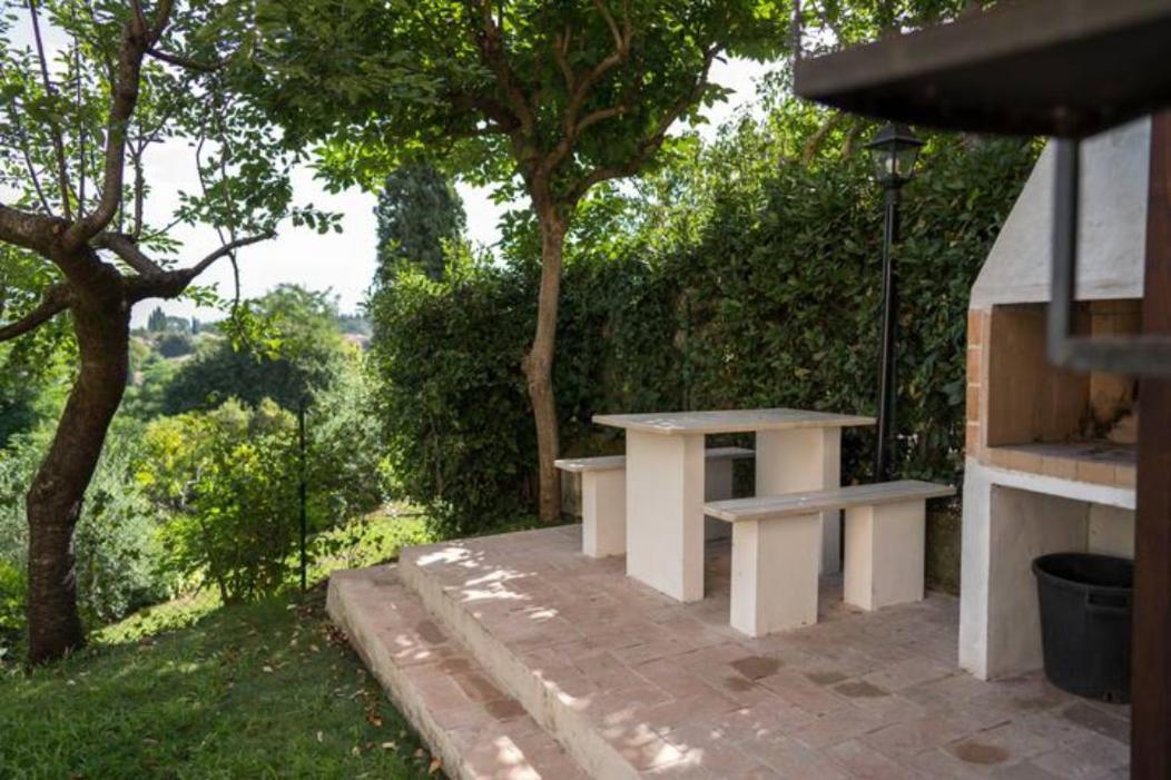 Petite Maison, Nel Borgo Di Cetona Esterno foto